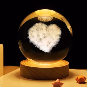 گوی کریستالی طرح قلب گوی کریستالی طرح قلب